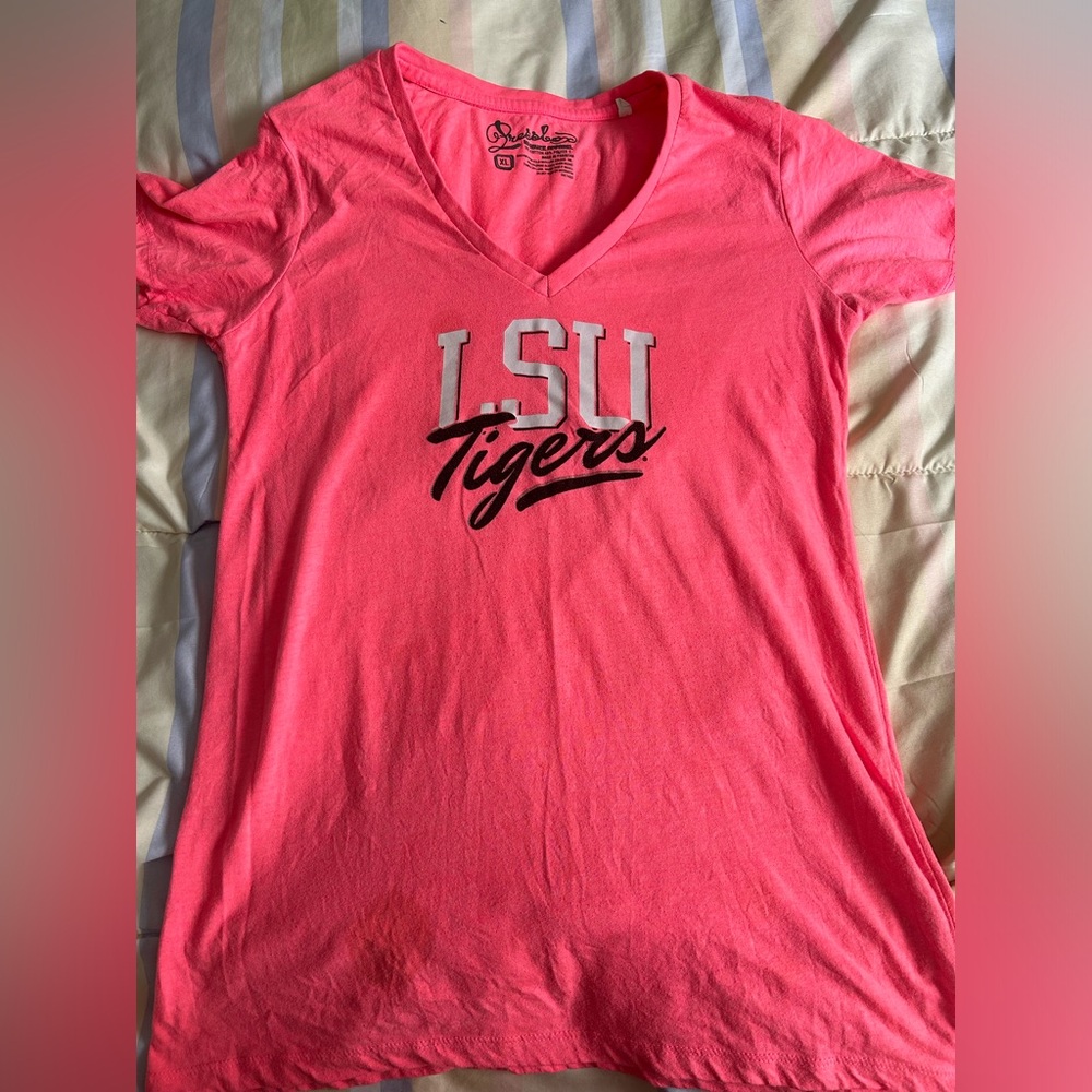 LSU t shirt